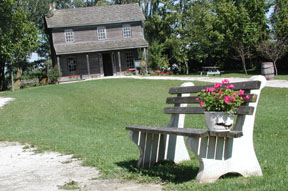 Uncle Tom's Cabin Dresden © Lucy Izon